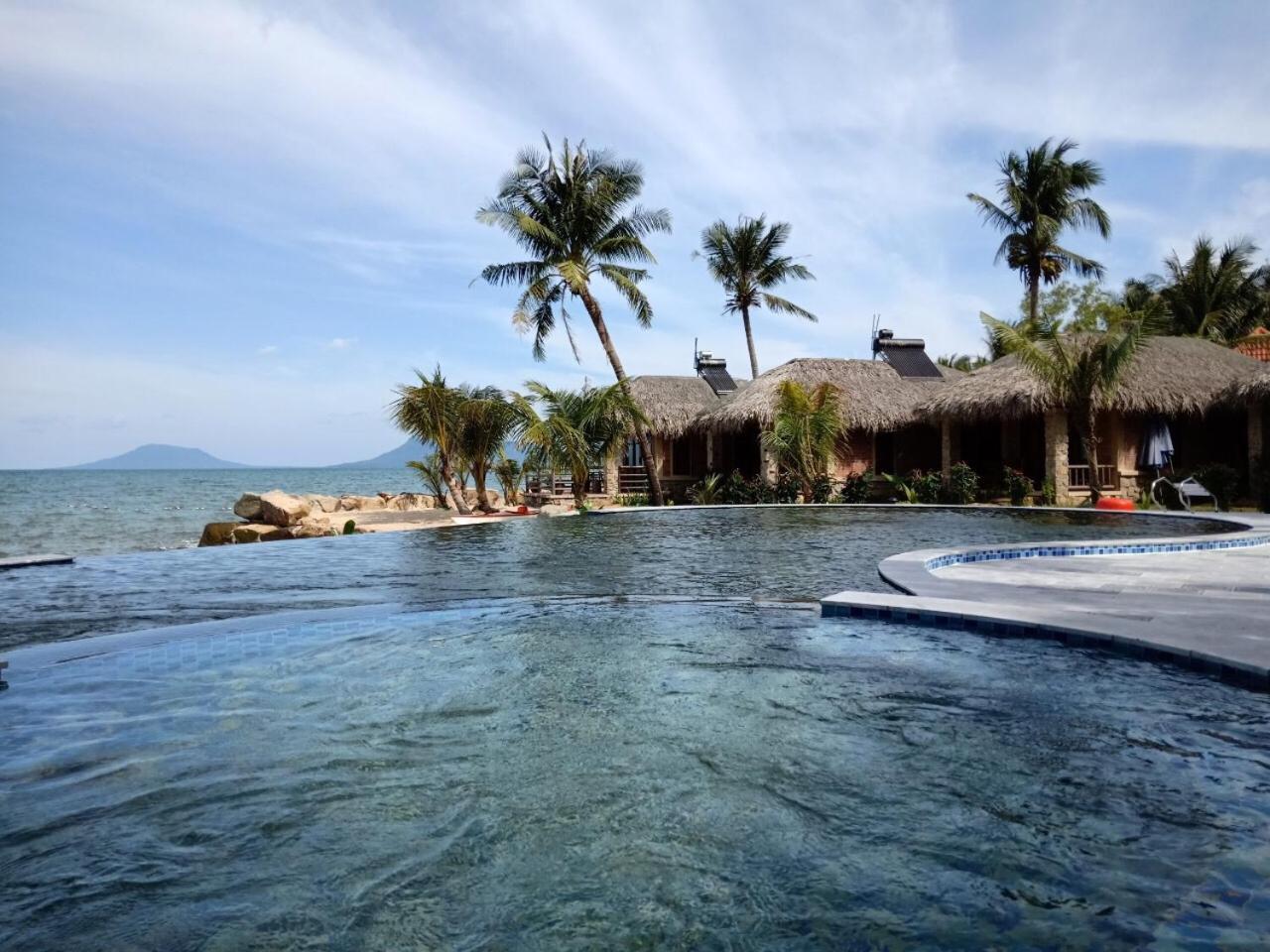 Phu Quoc Kim 2 Beach Front Resort Exterior photo